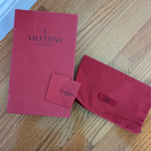 Valentino Rockstud Flats - Picture 5 of 5